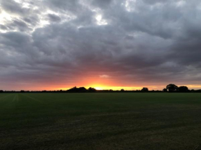 Country View place